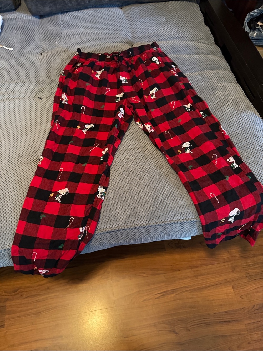 American Eagle Outfitters Red and Black Plaid Snoopy Lounge Joggers